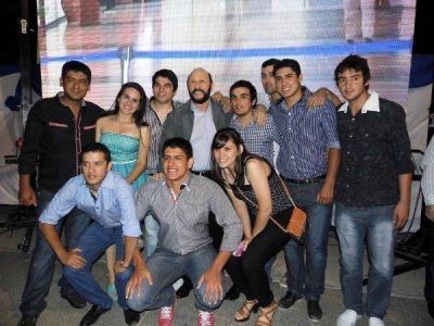 INSFR�N COMPARTI� LA FIESTA CON LA GRAN FAMILIA DE LA ENFERMER�A QUE CELEBR� SU D�A