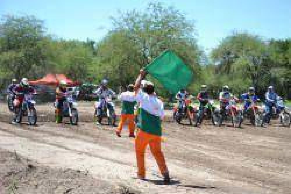 Se corri� la segunda fecha del campeonato de Motocross en Termas de Rio Hondo