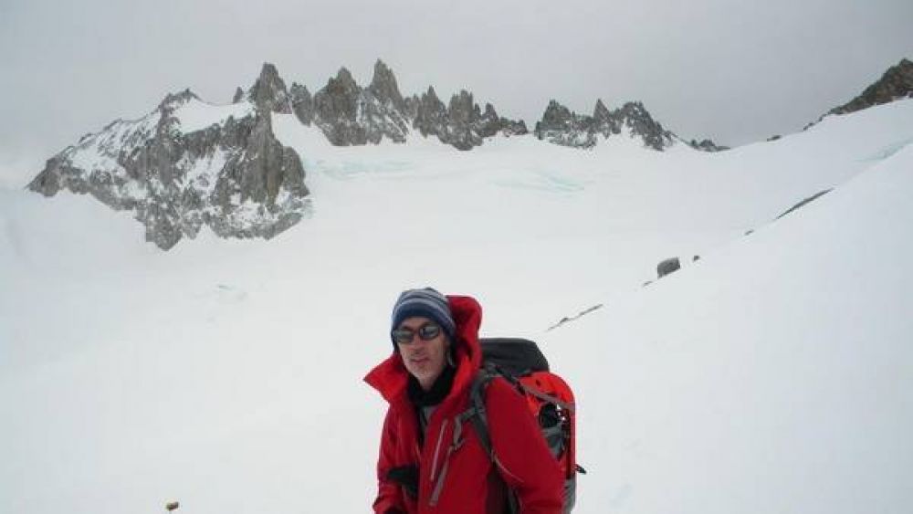 Hallan el cuerpo de un turista argentino perdido hace un mes en un glaciar