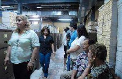 Culpan a directores y docentes por las demoras en las altas en Educaci�n