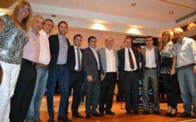 Cena del Frente Renovador de Lan�s con Empresarios	