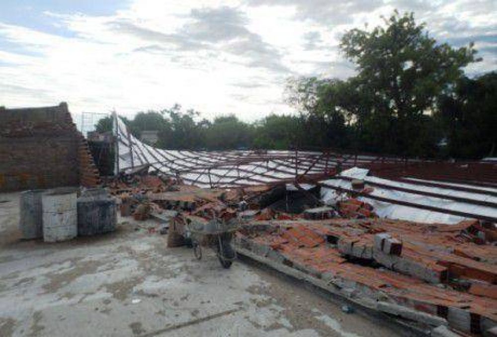 Fuerte tormenta de viento y lluvia en Quem� Quem�: destrozos