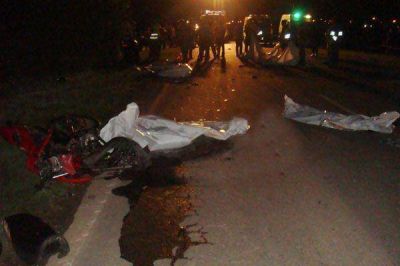 Murieron tres chicos juninenses en un choque de motos en Totoras, Santa Fe