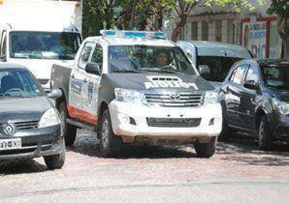 Un hombre fue aprehendido despus de haber entrado a una casa y un ciber