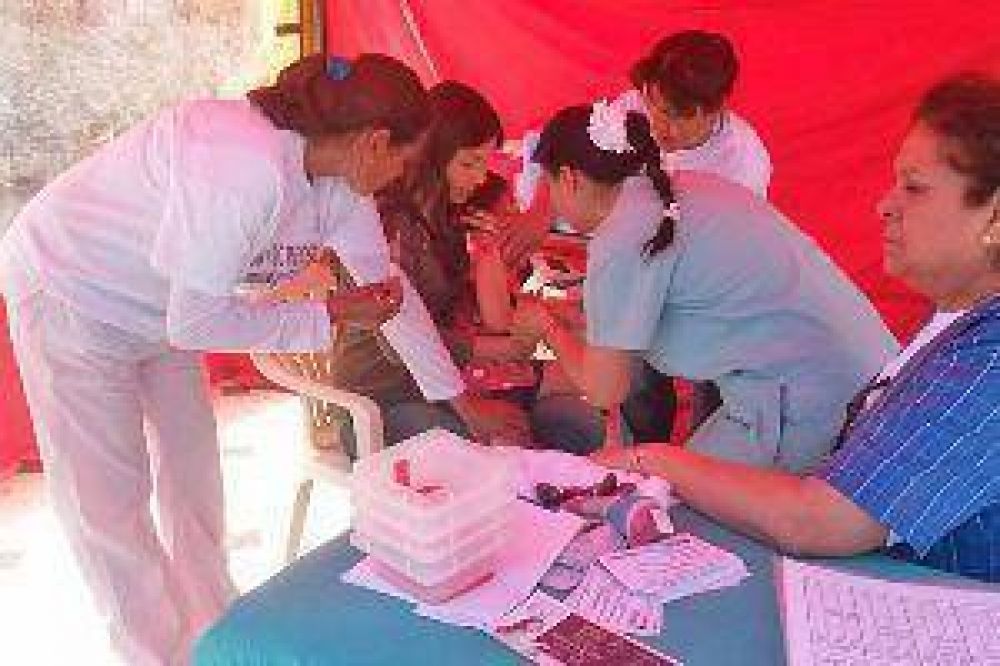 Finaliza la vacunaci�n contra el sarampi�n, la rub�ola y la polio