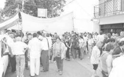 Unos 40 mil afectados de la represa en el Paraguay reclaman ser indemnizados por la EBY