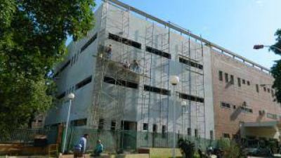 Inspecci�n de obras del Hospital de Ni�os y el Hogar Escuela