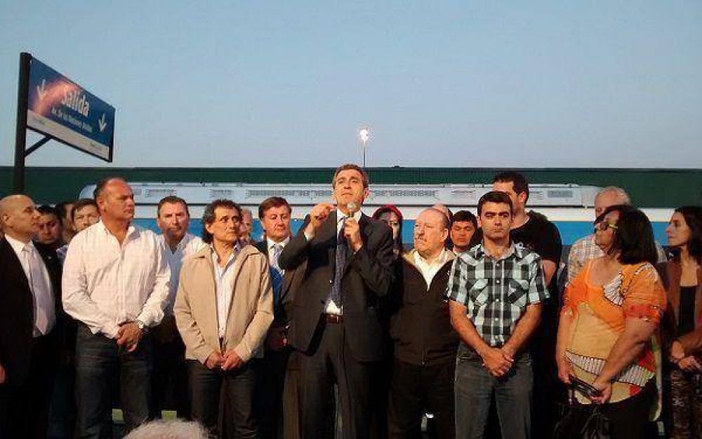 Randazzo present� las formaciones cero kil�metro del Mitre en Tigre