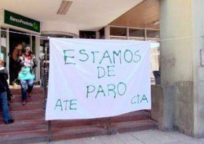 Hoy y ma�ana realizar�n un paro los trabajadores estatales