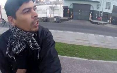 El motochorro de La Boca recibi� una paliza al llegar al penal de Ezeiza