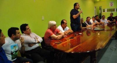 Interna en la UCR: Convergencia pidi� convocatoria para cerrar lista