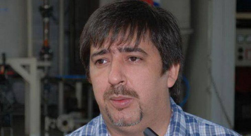 Gustavo a Leiva: No tiene la talla de un dirigente y le hace mucho da�o a Coqui