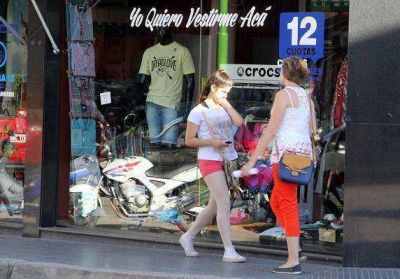 El programa nacional �Ahora 12� dinamiza las ventas en los comercios de la ciudad