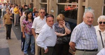 El viernes cobran los jubilados provinciales