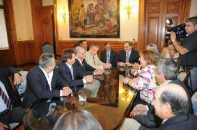 El Gobierno afirma que no incrementar� la presi�n fiscal
