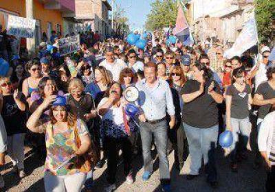 Guti�rrez y Figueroa intensificaron la campa�a en Neuqu�n 