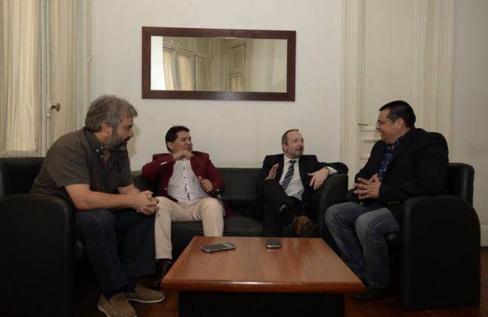 Mercado y Mart�nez, candidatos a intendentes de Cutral Co y Huincul