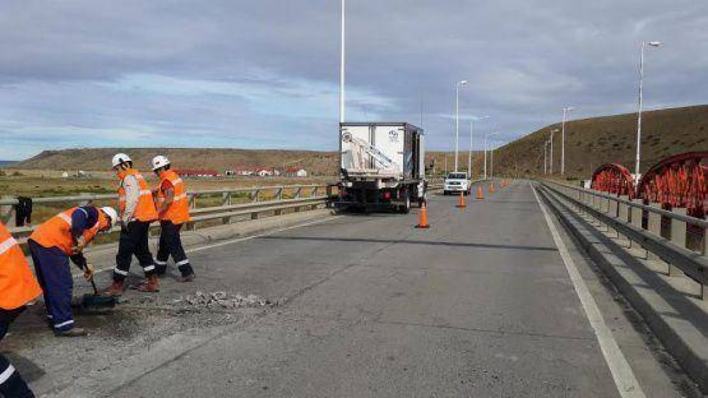 Realizaran trabajos de mantenimientos en el Puente del R�o Santa Cruz