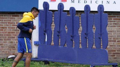 Ch�vez se lesion� y est� en duda para el Supercl�sico
