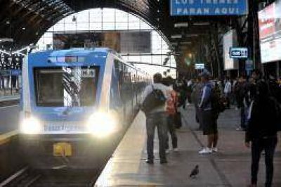 Los metrodelegados y la Uni�n Ferroviaria se despegaron del paro de ma�ana