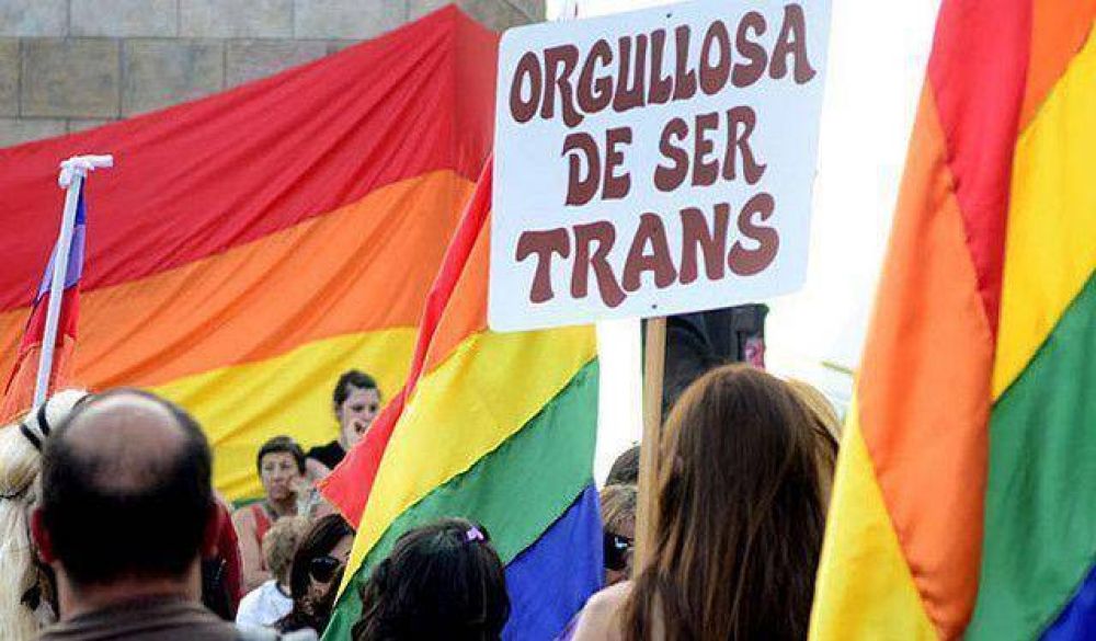 Piden que San Juan se adhiera al subsidio de $8 mil para travestis