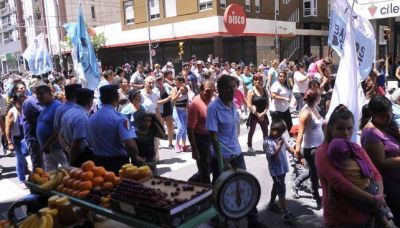 C�rdoba larga la entrega de bolsones, con intermediarios