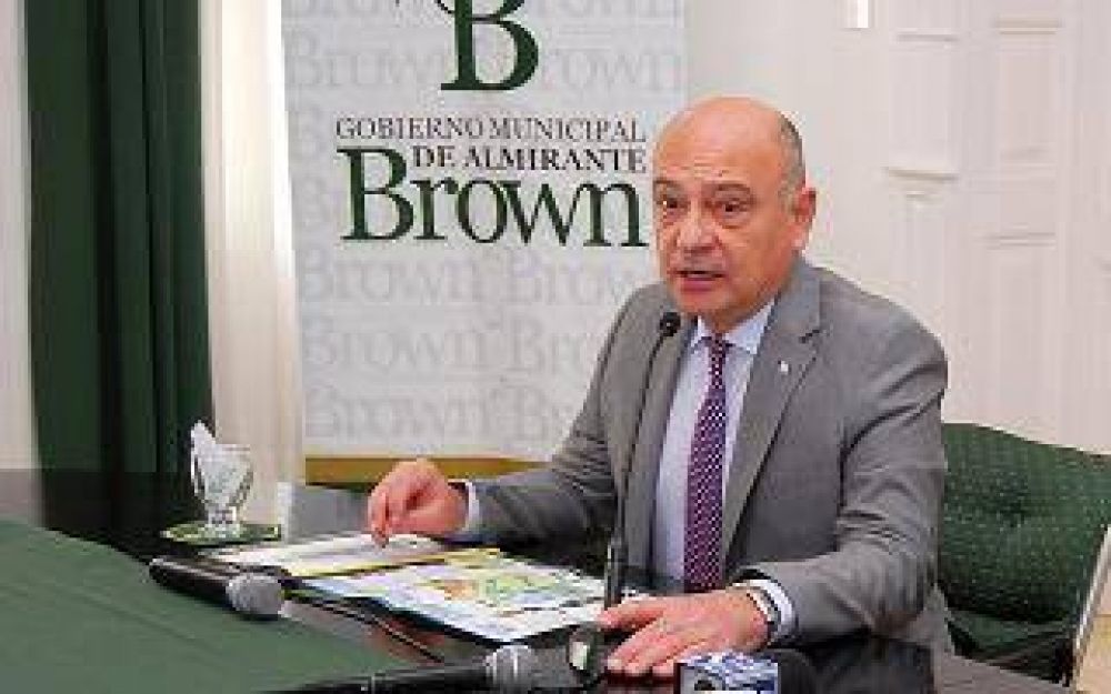 El Intendente de Almirante Brown recibe al embajador de Costa Rica