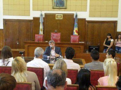 Diputado D�Alessandro se refiri� al v�nculo entre Medios y Justicia
