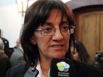 Gobierno ofreci� un aumento escalonado del 30% a UnTER