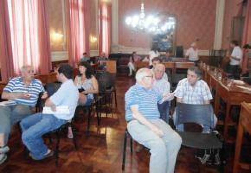 Por falencias en el listado de Mayores Contribuyentes, peligra el Presupuesto 2015