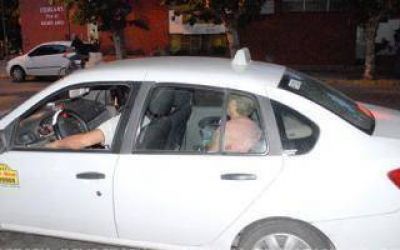In�dito: Por los robos, la Polic�a escolta el viaje de los taxis en Jun�n
