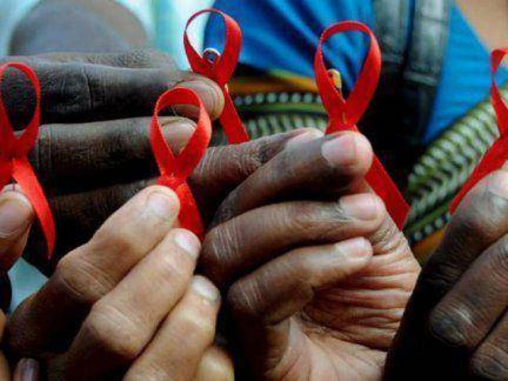 Alertan que la franja entre 15 y 45 aos sigue siendo la ms vulnerable al VIH