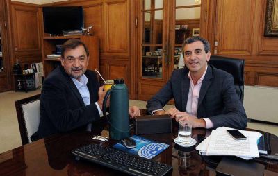 Isa analiz� con Randazzo el futuro del transporte p�blico en Salta