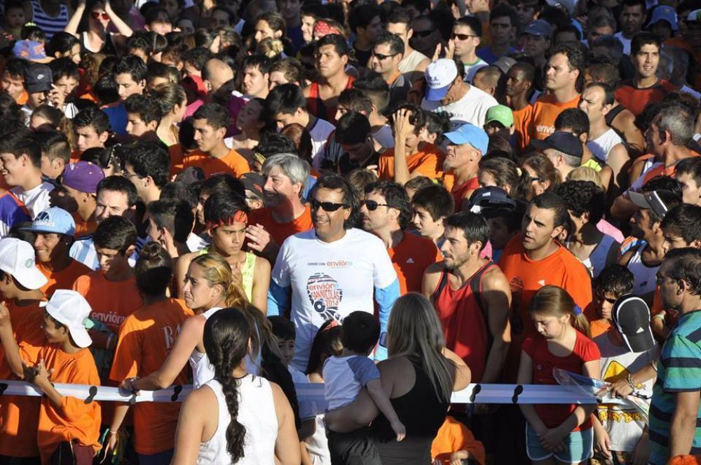 El Envin de Roque Prez y Carlos Beguerie presente en la Maratn Corr con Envin