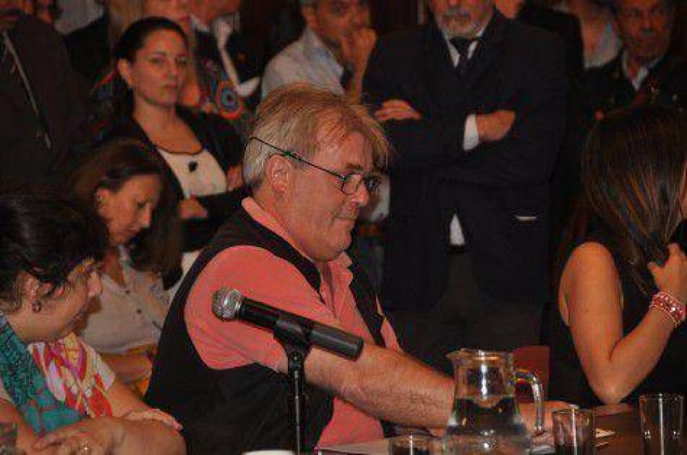 Cruces en la Legislatura por aumento de sueldos