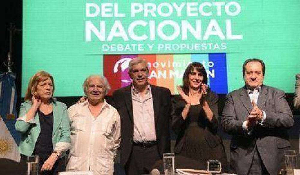 Dom�nguez present� sus equipos en Parque Norte