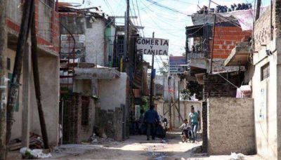 Relocalizar�n a m�s de 1.000 familias que viven en la Villa 21-24