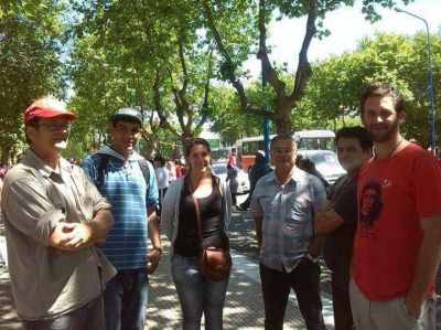 �Si no nos escuchan, la pr�xima semana haremos un acampe�