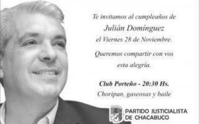 Militantes celebran el cumplea�os de Juli�n Dom�nguez