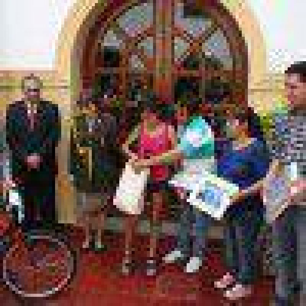 La presidenta sum� 15 ahijados