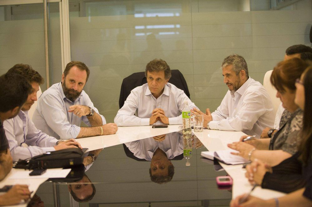 Pulti recibi� al Padre Molina, titular de Sedronar