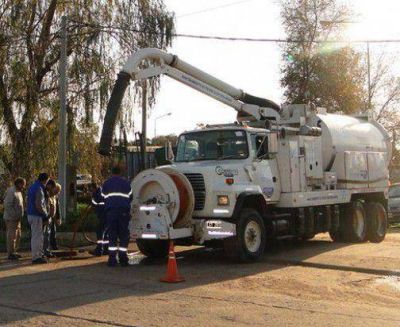 Desbordes cloacales: Sapem no prestar� sus camiones desobstructores
