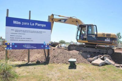 Avanzan los desag�es