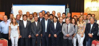 Scioli cerr� reuni�n anual de AFERA
