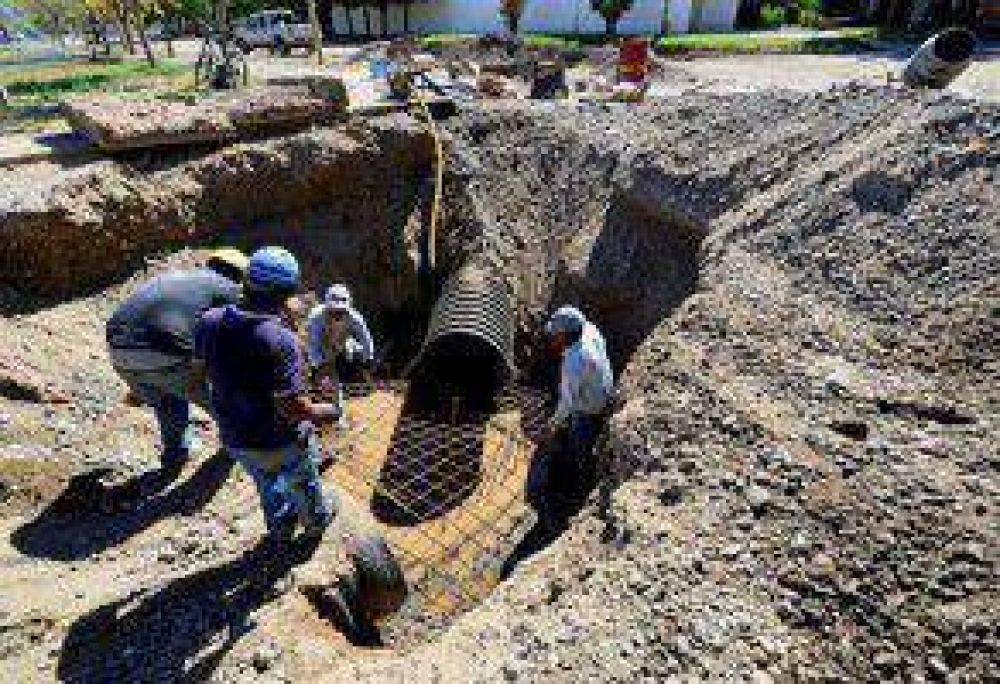 M�s obras para inundarse menos