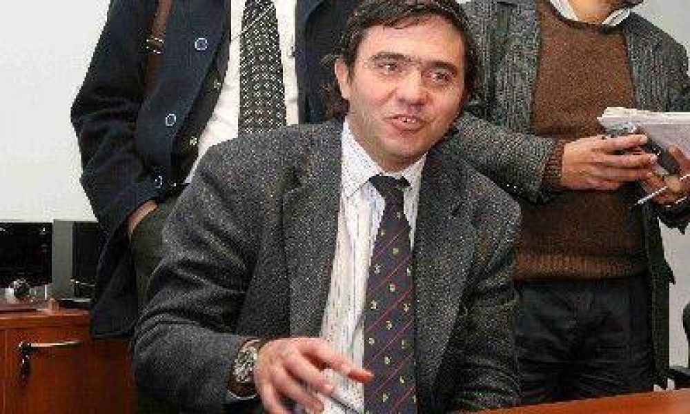 L�pez Puelles: "No sab�a que ser cat�lico era excluyente para participar de un gobierno"
