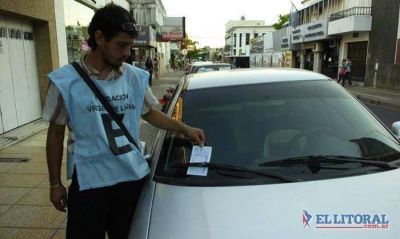 Estacionamiento: tarjeteros ped�an una suba a $6 pero R�os confirm� un aumento a $5 