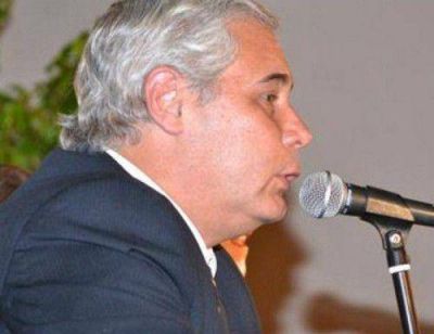 Fabi�n R�os: Lo de Camau Esp�nola es desubicado