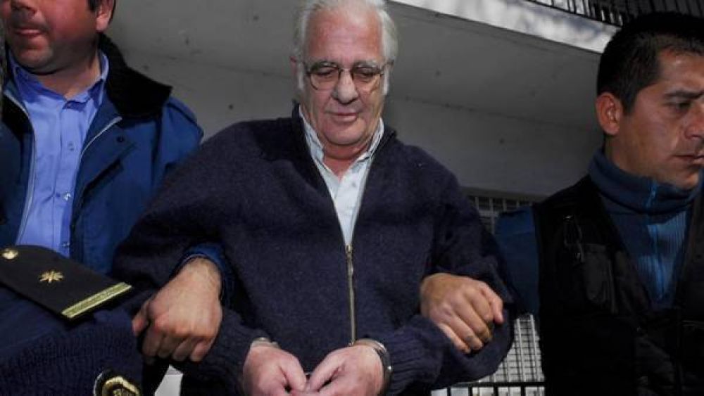 Revisarn la condena a Carrascosa, pero un fiscal se opone a que lo liberen