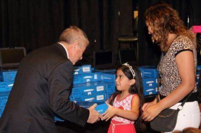 M�s de 300 netbooks ser�n entregadas la pr�xima semana